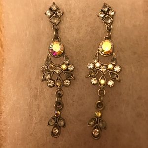 🌈Beautiful Dangling Earrings